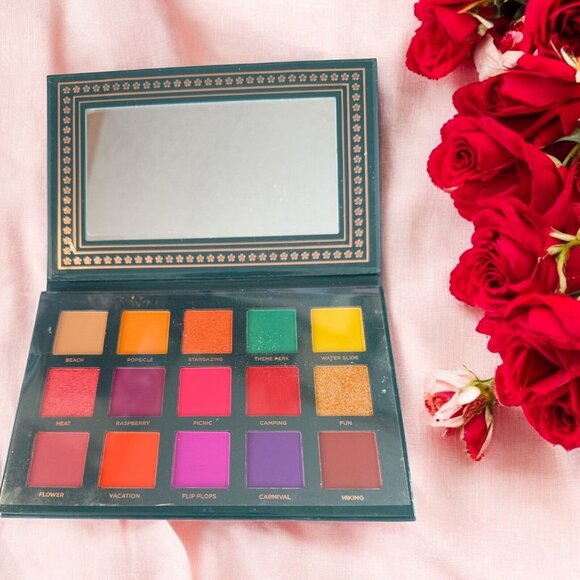 Ace Beaute Nostalgia Tropical Eyeshadow Palette Bright Colorful Full Size - Picture 1 of 3